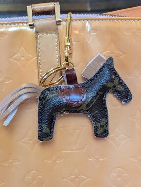 UPCYCLD Bag Charm/Key Chain - Dark Brown Horse